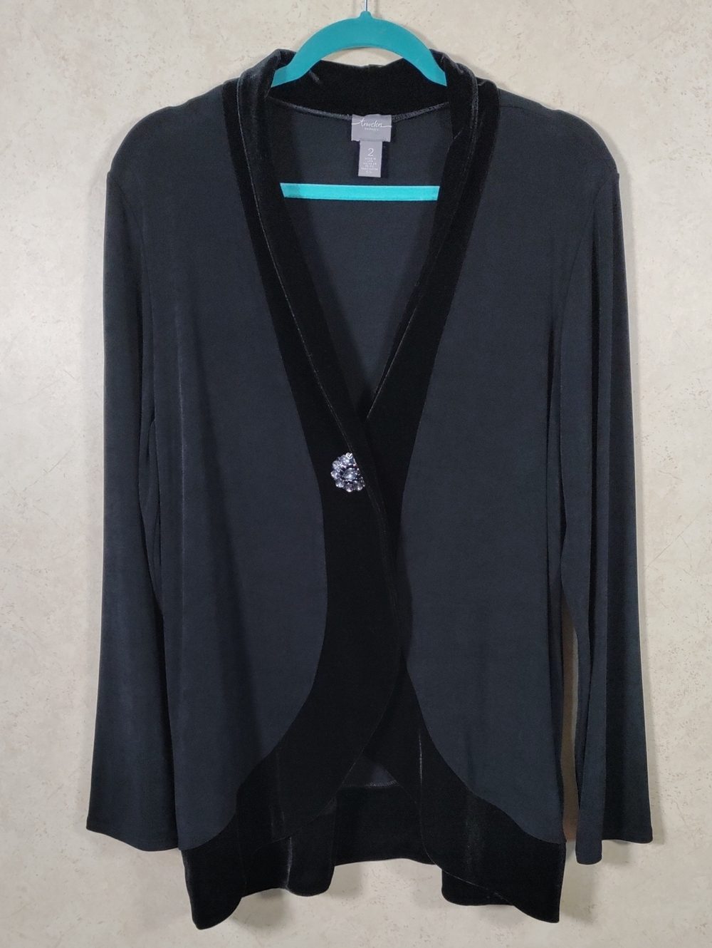 J129 Chico's Travelers Black Open Front Velvet Trim Jacket Crystal Button 2 L